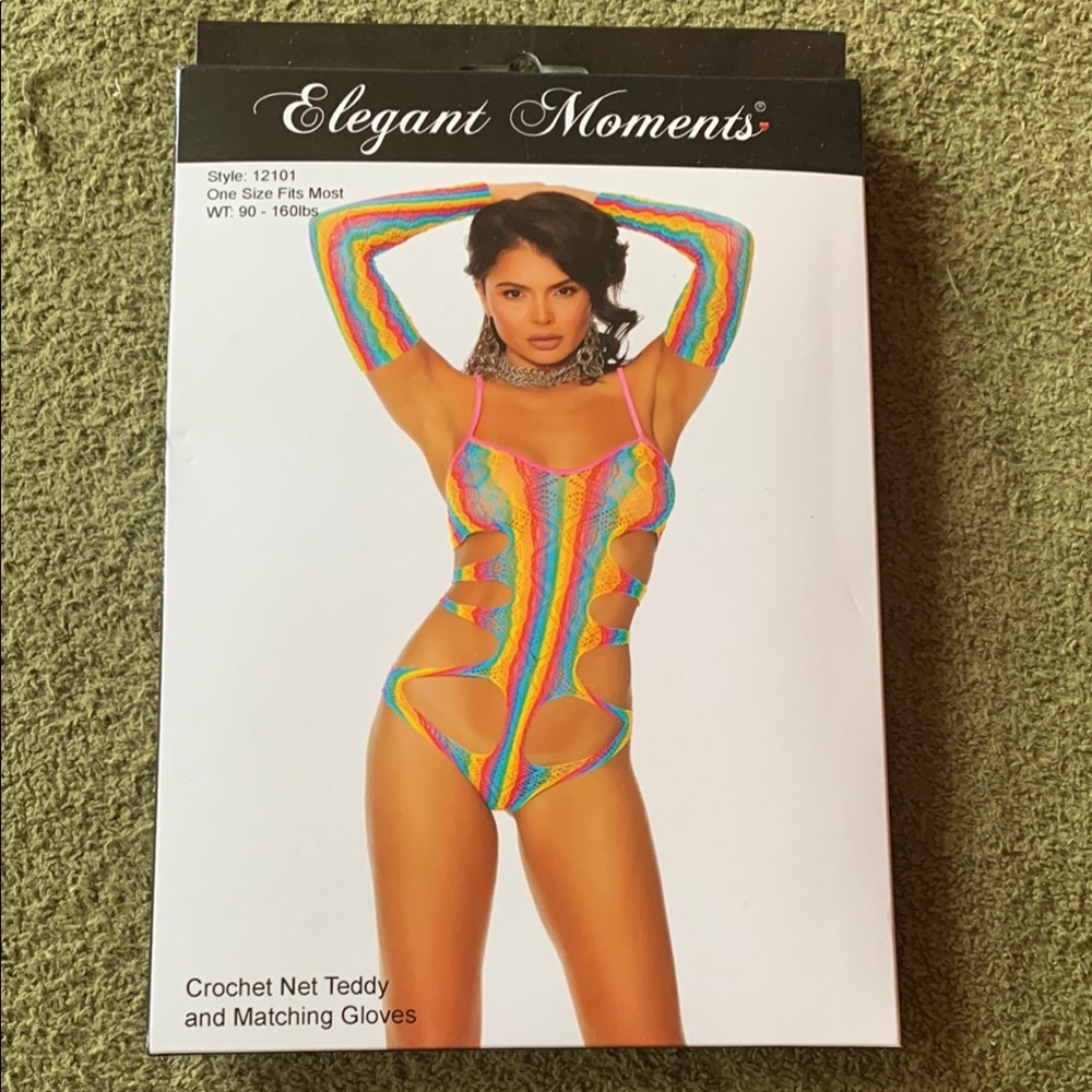 Elegant Moments Rainbow Crochet Net Teddy-one size (113025OS2)